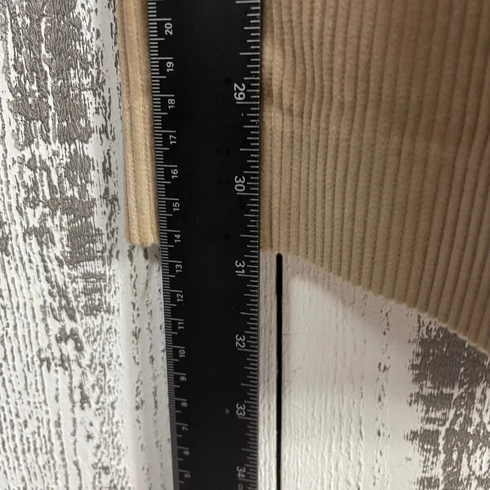 L.L. Bean Classic Fit Corduroy Pants Tan Pleated Straight Leg 36x32